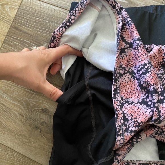 Colorful Fabletics shorts size medium and used quite a bit but in great shape - Picture 3 of 5